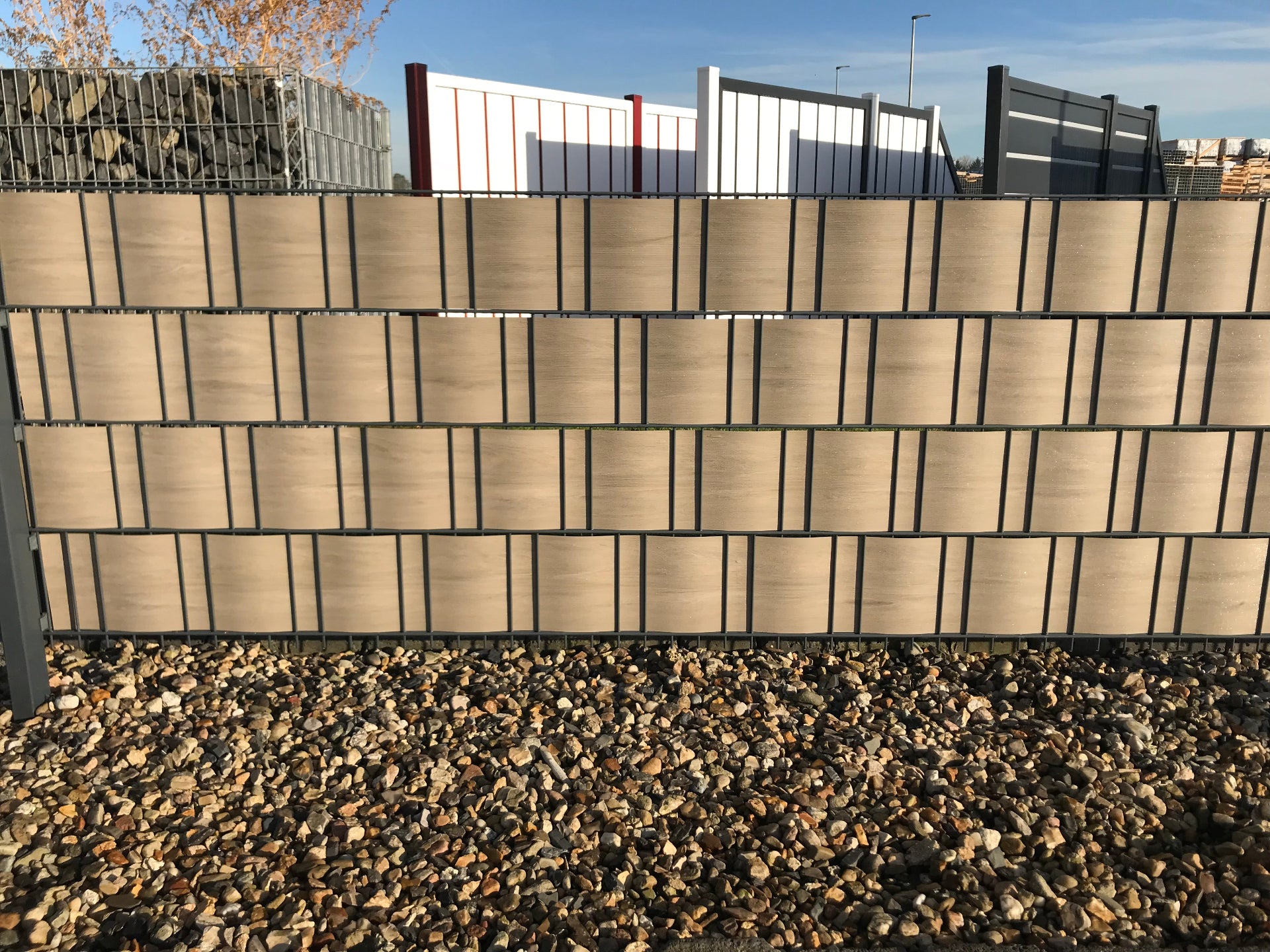 Sichtschutz-Streifen in Caramel-Oak Holzoptik